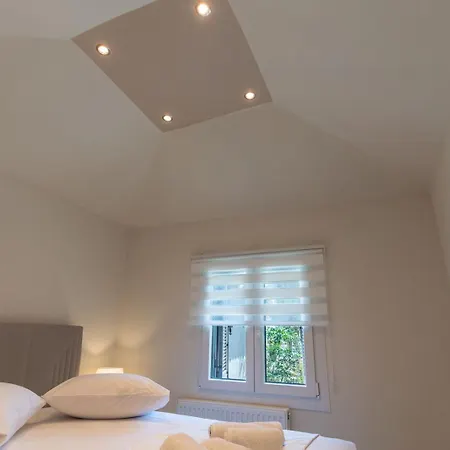 Eden * Nea Iraklitsa